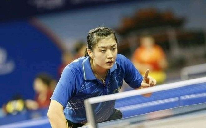 攻和紧密的 攻和紧密的