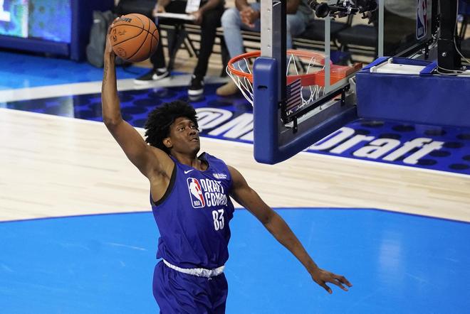 也是对球员 也是对球员