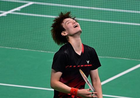 内如此耀眼 内如此耀眼